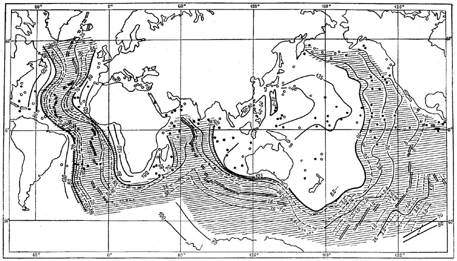 Рис. 46. Карта возрастов океанической коры, определенных по даннам глубоководного бурения и полосам магнитных аномалий. Двойные линии - рифтовые зоны срединно-океанических хребтов; штриховые - изохронны; цифры на них - возрасты океанической коры в десятках миллионов лет; жирная линия - граница мезозойской океанической кры; заштрихованная область океанической коры кайнозойского возраста; кружки - скважины глубоководного бурения: черные - до базальтов, светлые - не достигшие базальтов.